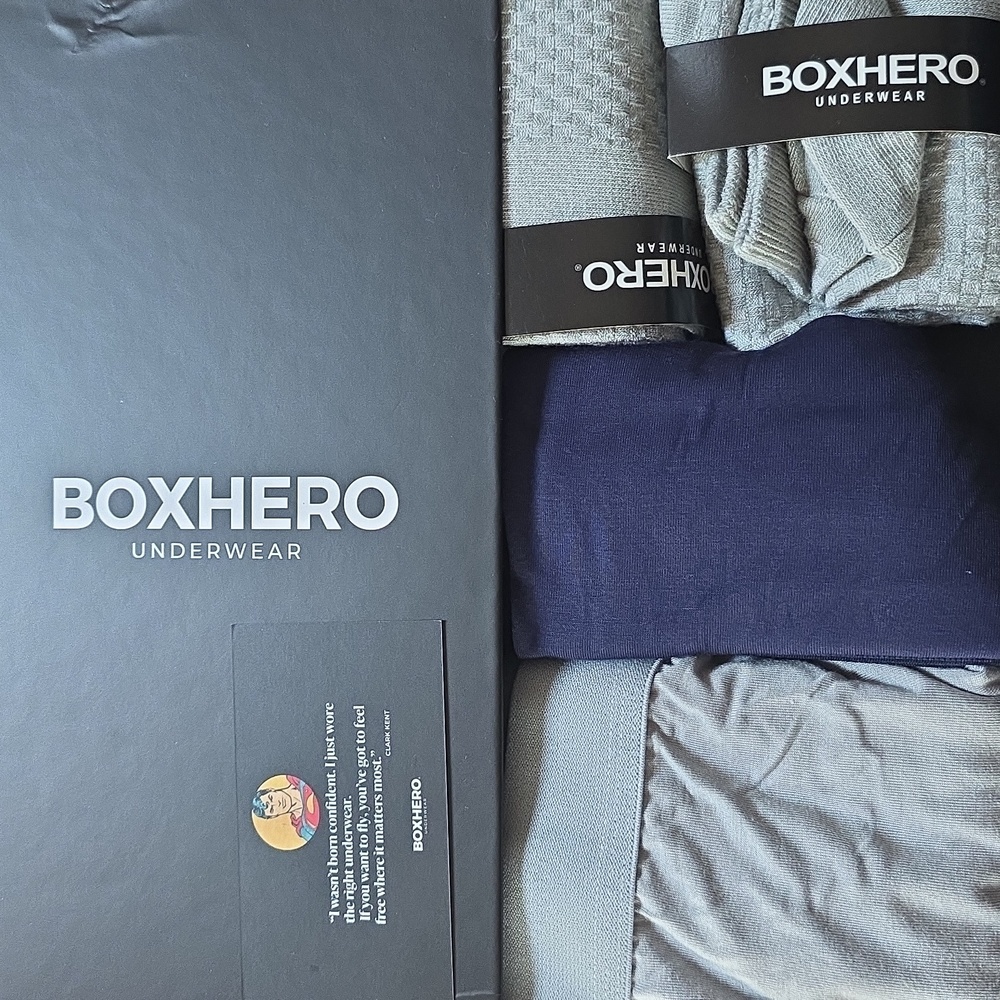 NWT BoxHero‎ Grey and Navy Boxer Briefs and Two (2) Cream/Grey Socks  A88